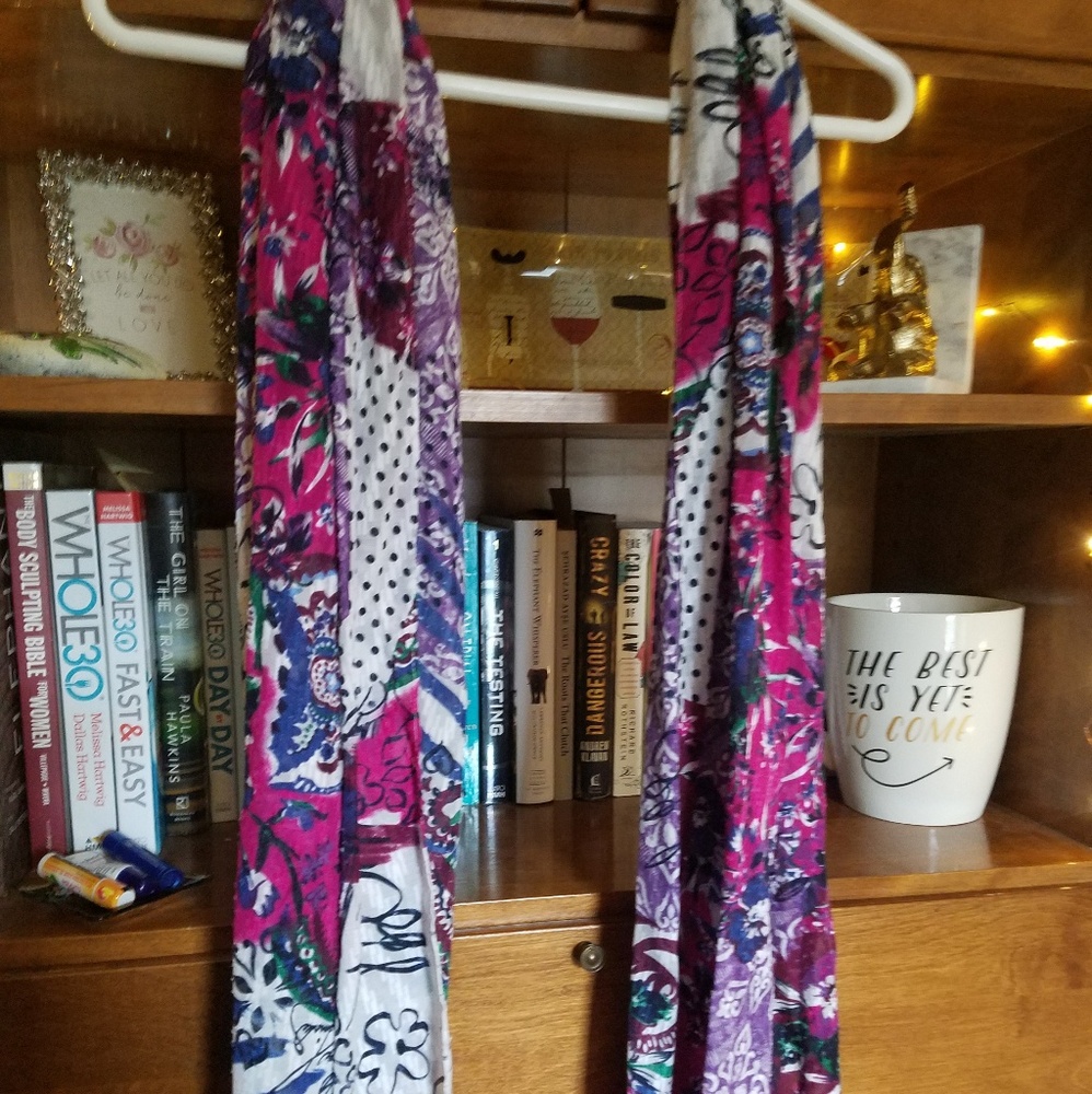 Multicolored scarf